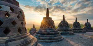 Candi Borobudur: Mahakarya Peninggalan Penuh Misteri