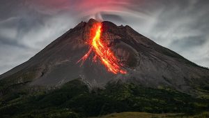 Gunung Merapi: Mitos Kuno yang Menghubungkan Alam!